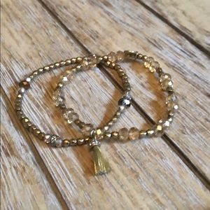 Chloe + Isabel beaded stretch bracelet